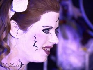 Dane Jones Czech goddess Crissy Fox Nightmare Doll Halloween Cosplay xxx movie